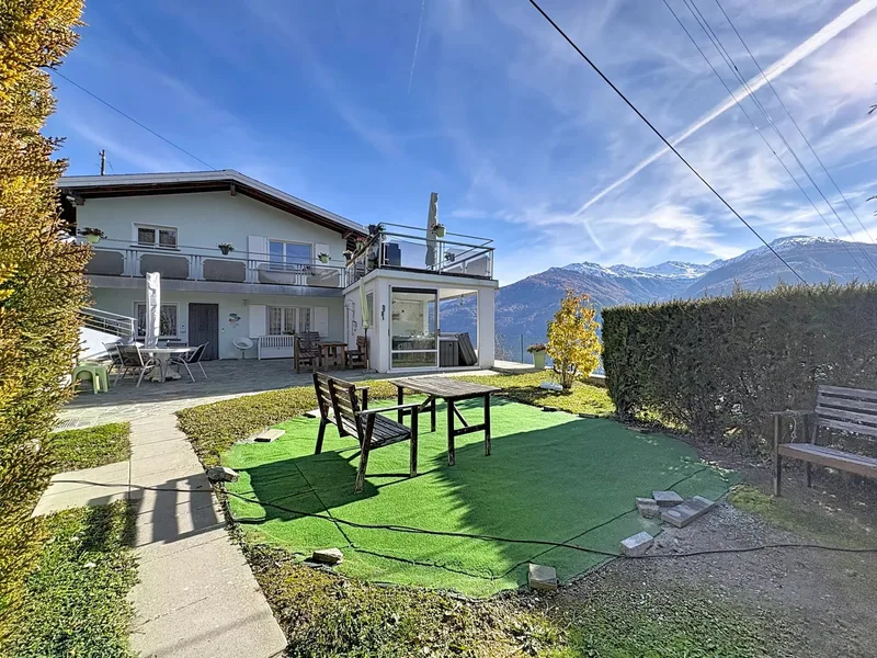House / Villa 8.5 rooms in Crans-Montana — 2