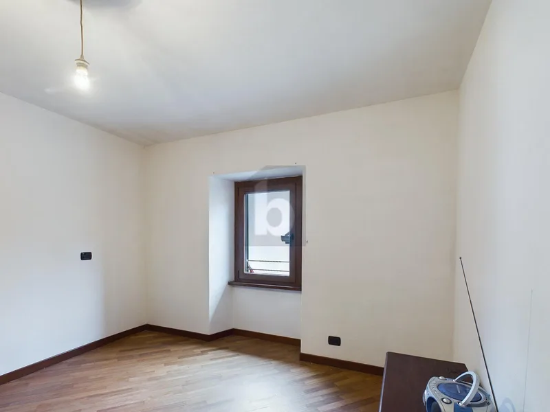 Gebäude 11 Zimmer in Stabio — photo 3