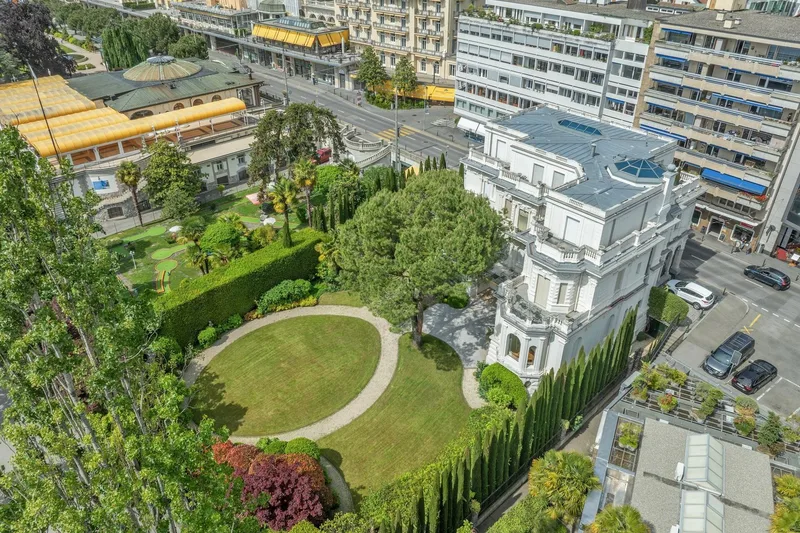 Maison / Villa 12 pièces à Montreux — photo 2