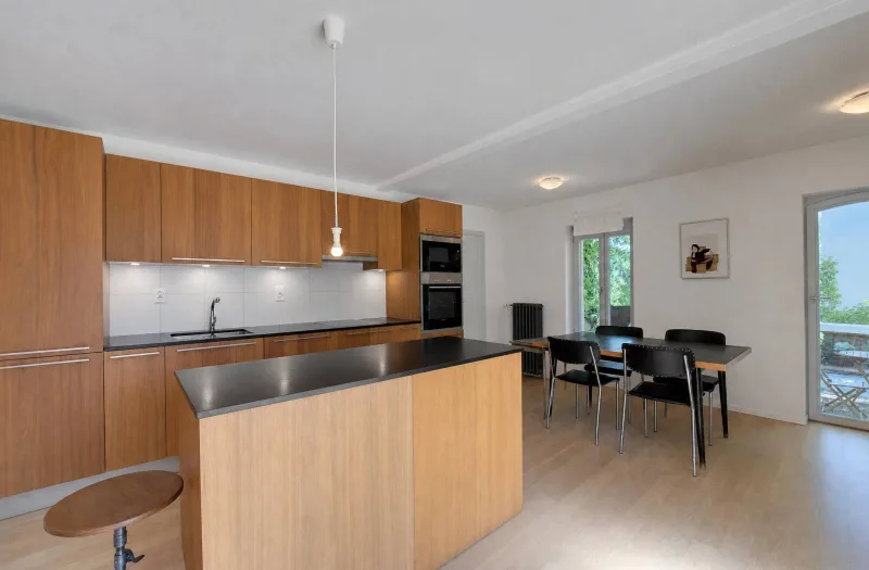 House / Villa 4 rooms in Lausanne — photo 3