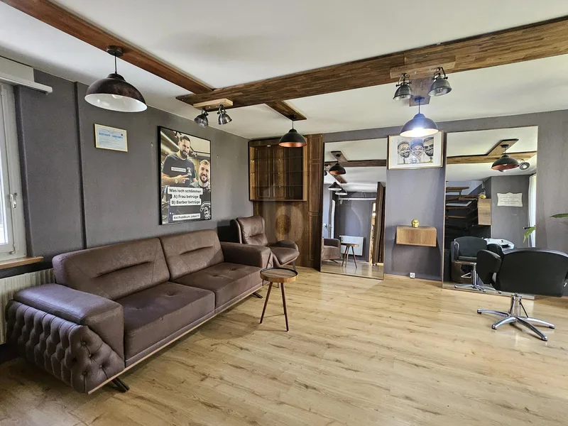 Commercial in Affoltern — 3