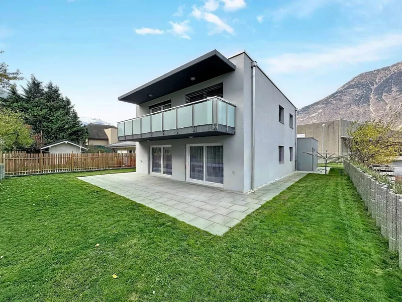 Maison / Villa 9 pièces à Martigny