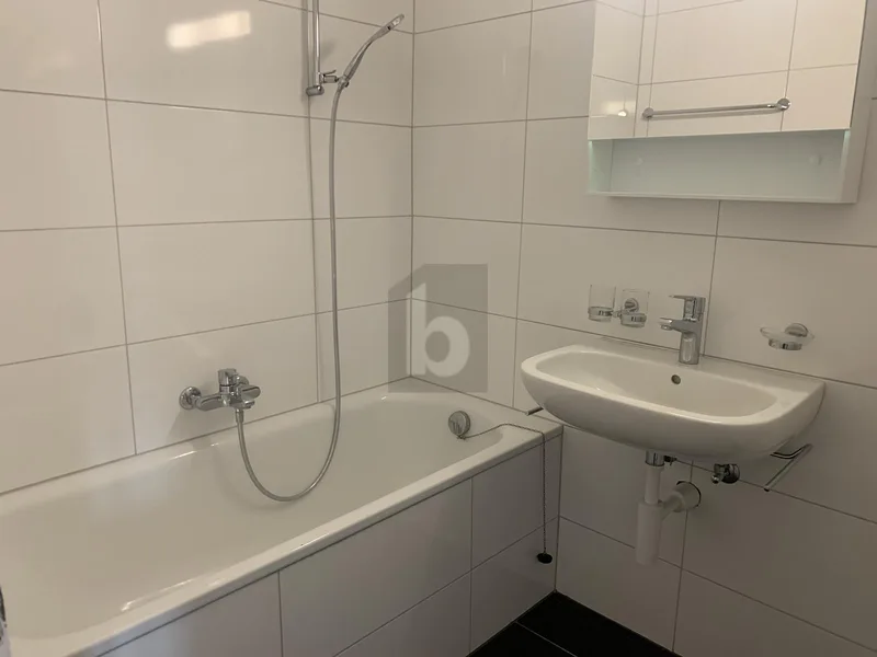 Apartment 3.5 rooms in Centre ville — photo 3