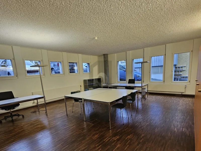 Gewerbe 2.5 Zimmer in Dorfzentrum — photo 3