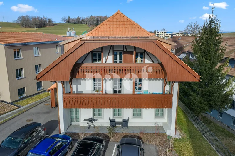 Gebäude in Gibloux — photo 2
