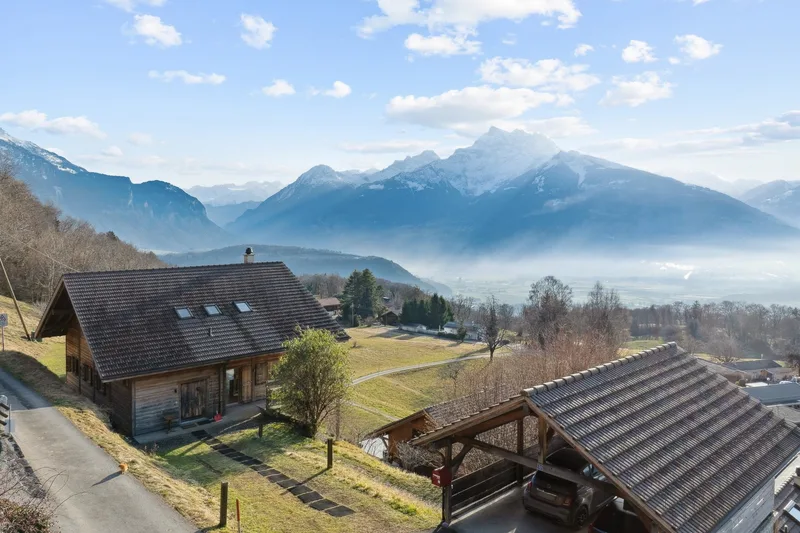 Maison / Villa 6.5 pièces à Glutières — 2