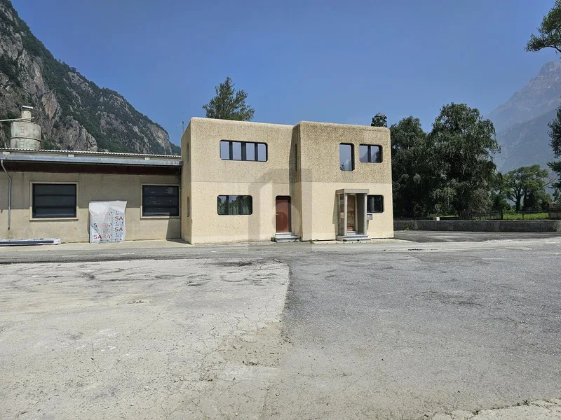 Gewerbe 7 Zimmer in Vernayaz