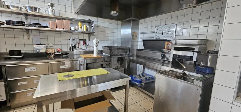Gewerbe 3 Zimmer in La Neuveville — photo 5