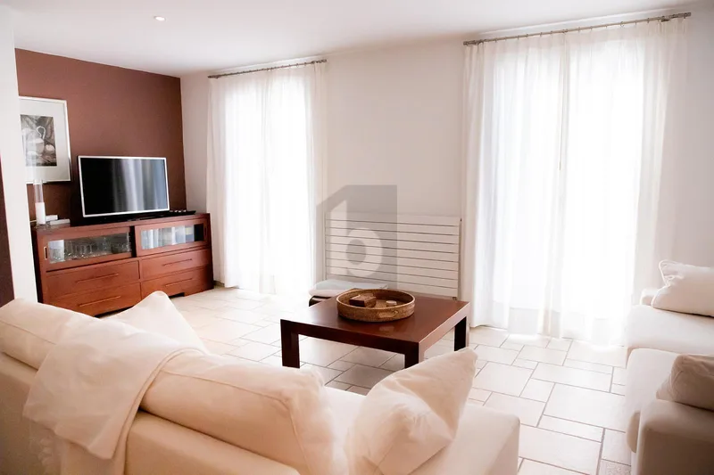House / Villa 8.5 rooms in Cottens — 4