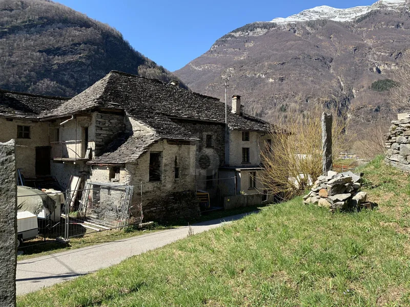 Maison / Villa 8 pièces à Cevio — 2