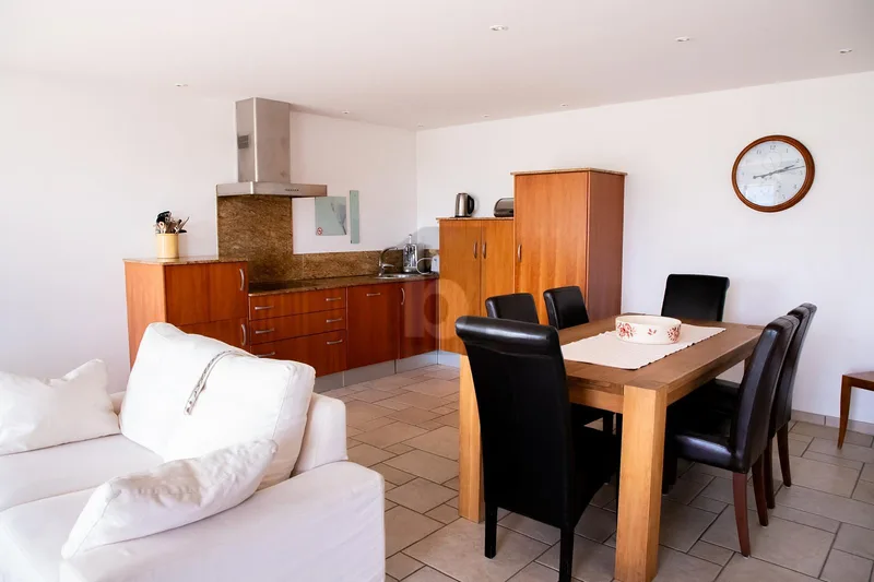 House / Villa 8.5 rooms in Cottens — 3
