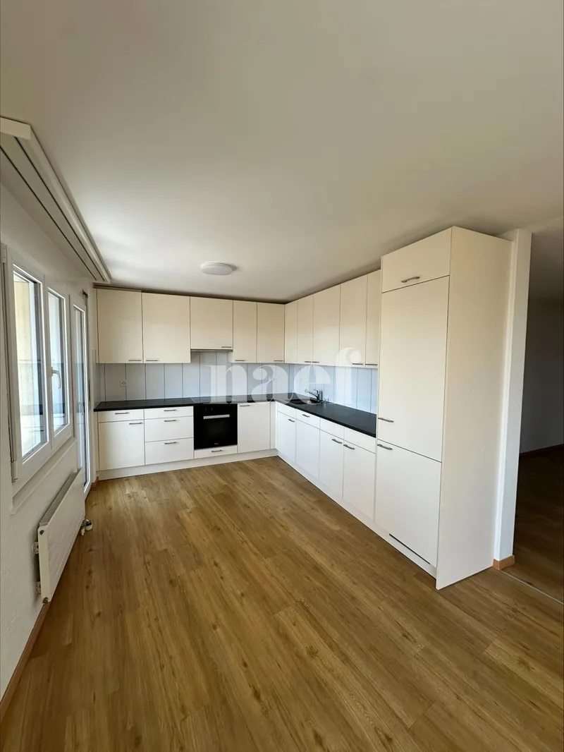 Apartment 5.5 rooms in Neuchâtel — 2