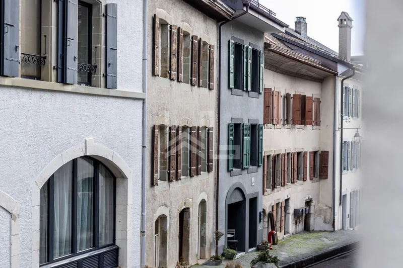 Maison / Villa 8.5 pièces à Aubonne — photo 2