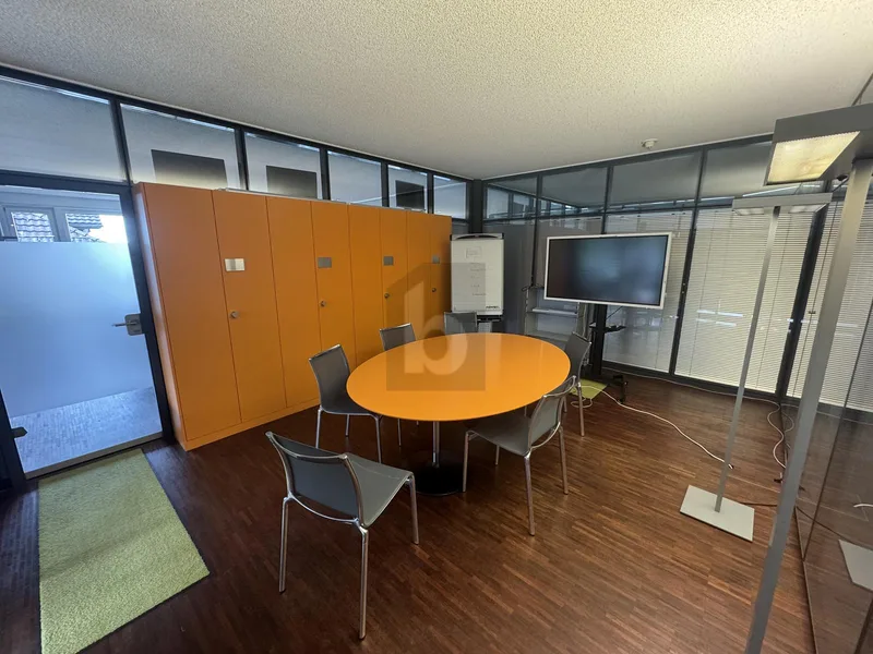 Gewerbe 3 Zimmer in Dorfzentrum — photo 2