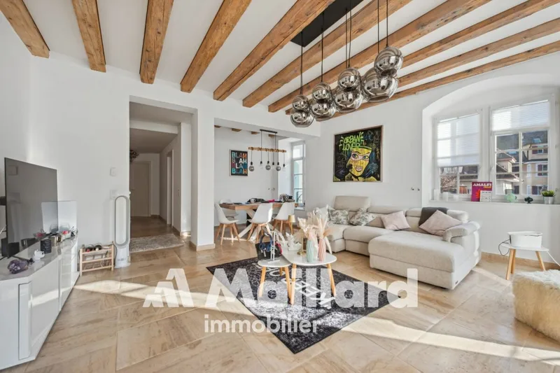 Wohnung 4.5 Zimmer in vieux Bourg — photo 3