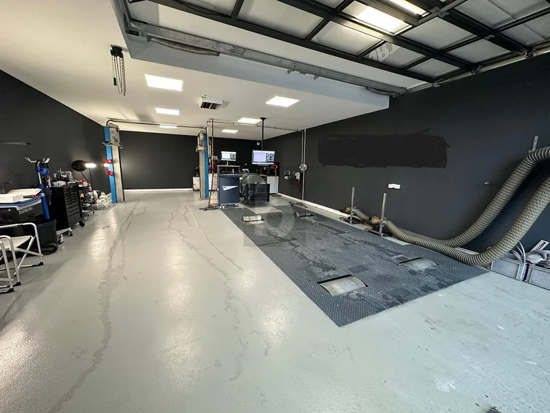 Gewerbe 7 Zimmer in im Stadtzentrum — photo 2