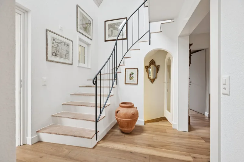 Maison / Villa 6.5 pièces à Hautemorges — photo 2