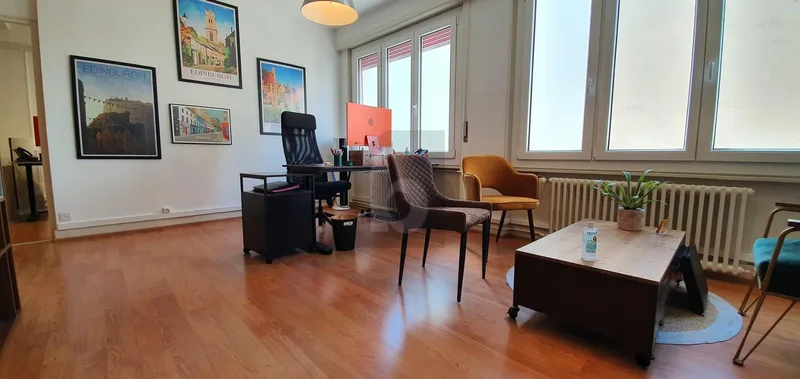Gewerbe 4 Zimmer in Lausanne