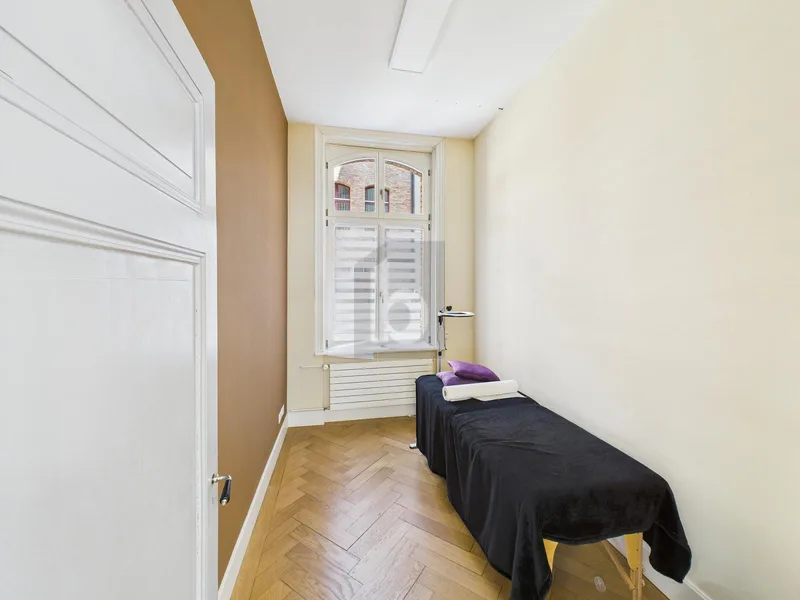 Gewerbe 3 Zimmer in Freie Strasse — photo 4