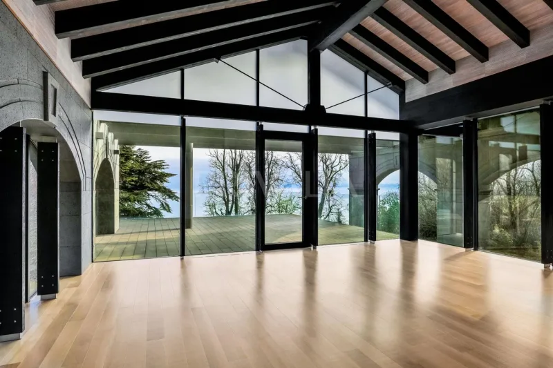 Maison / Villa 25 pièces à Dully