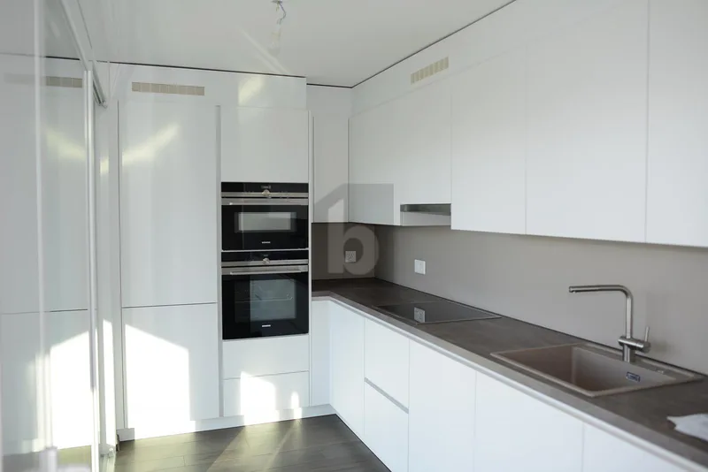 Apartment 4 rooms in Prilly — 2