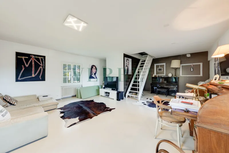 House / Villa 9 rooms in Les hauts de Lausanne — 17