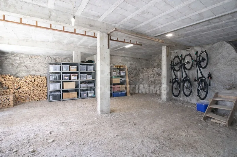 Maison / Villa 6.5 pièces à Issert — 12