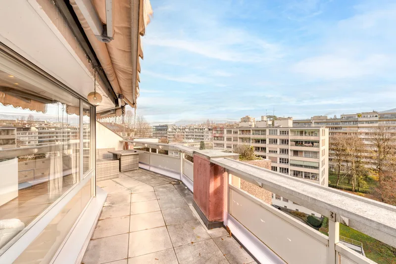 Appartement 5 pièces à Malagnou — 3