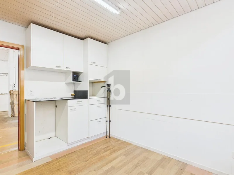 Gewerbe 1 Zimmer in Dürnten — photo 4
