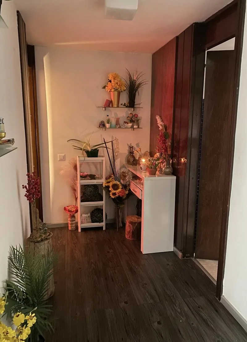 Gewerbe 2.5 Zimmer in Zentrale — 3