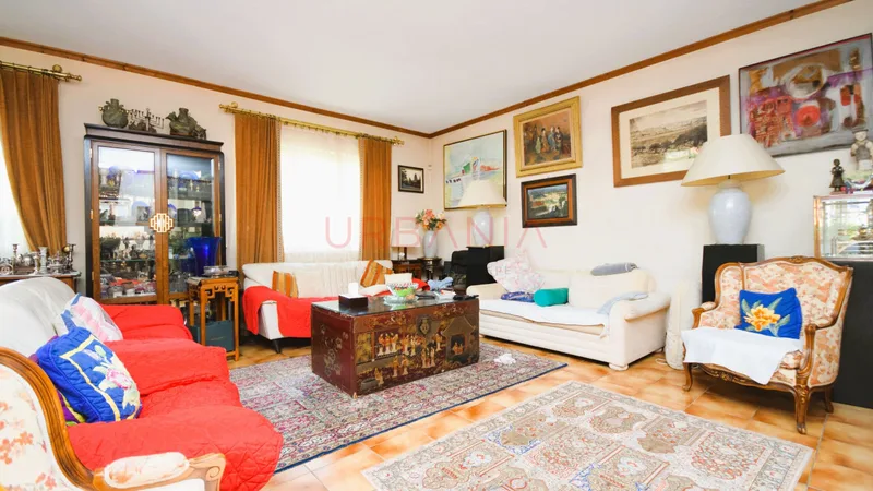 Maison / Villa 8 pièces à Vésenaz — 3