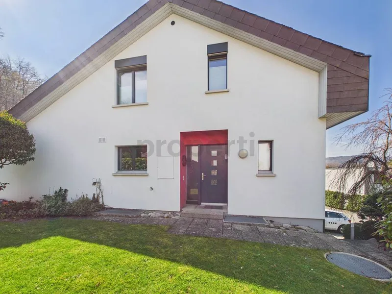 House / Villa 5.5 rooms in Gebenstorf
