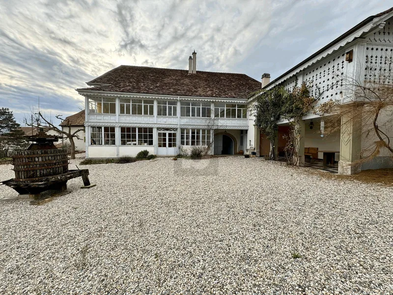 Haus / Villa 12 Zimmer in Bonvillars