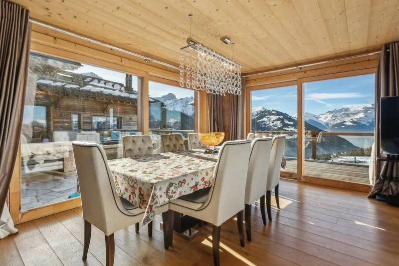 Maison / Villa 9 pièces à Gryon — 9