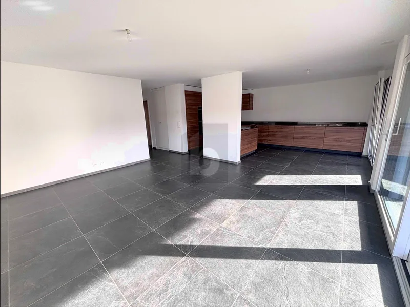 Apartment 3.5 rooms in Zentrum des Dorfes — photo 2