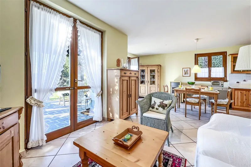 House / Villa 6 rooms in Collina d'Oro — 12