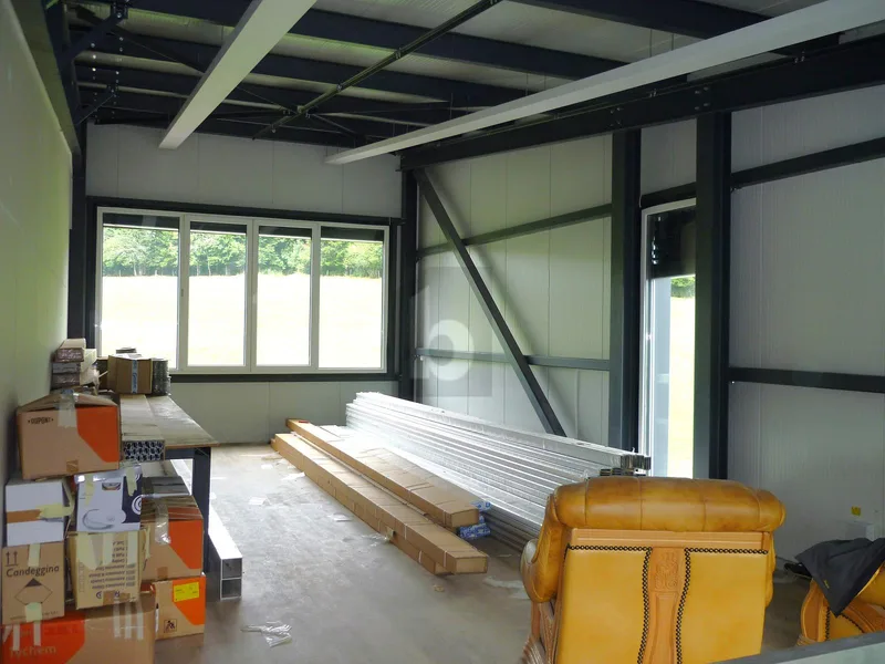 Commercial 2 rooms in im Industriegebiet — photo 5