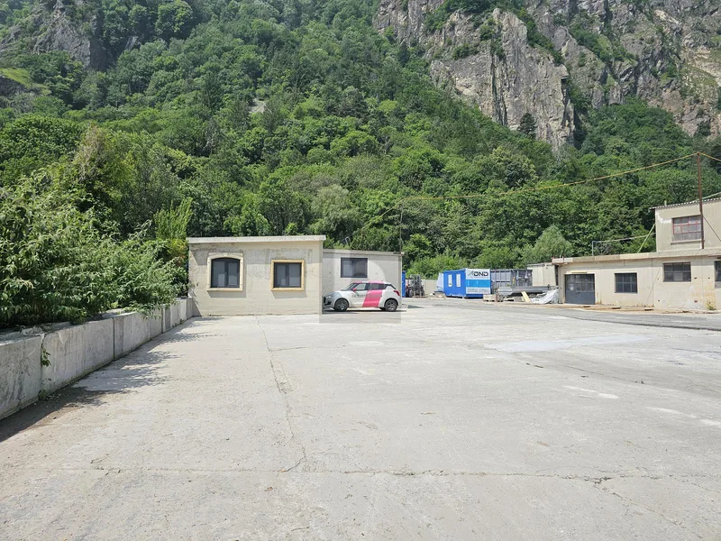 Gewerbe 7 Zimmer in Vernayaz — photo 2