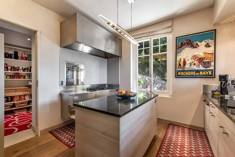 Maison / Villa 8 pièces à Territet — 8