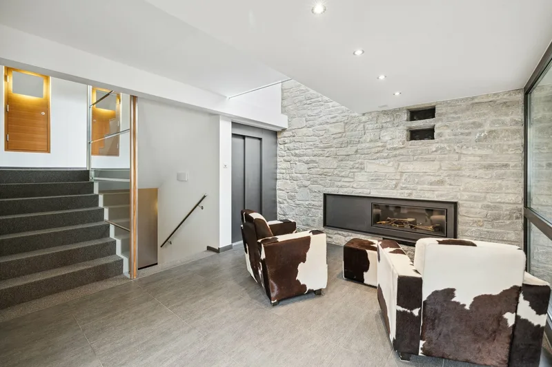 Appartement 6 pièces à Domaine de la Résidence — 3