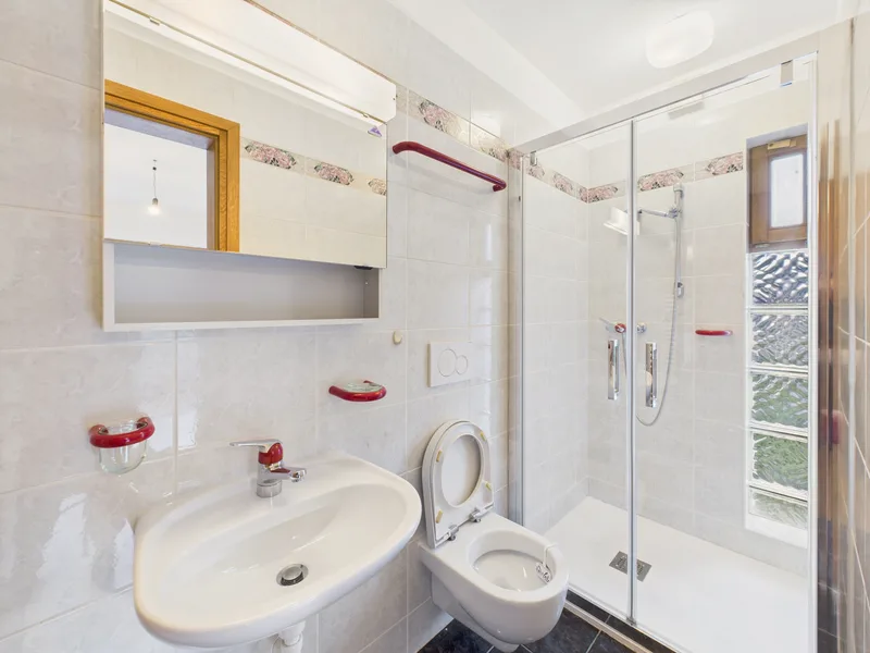 House / Villa 9 rooms in Gorduno — 11