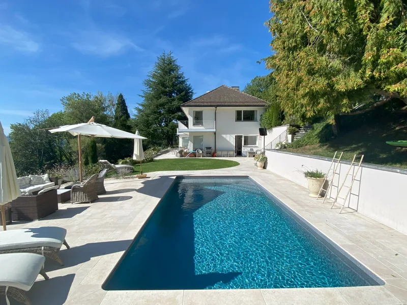 Maison / Villa 8.5 pièces à Chamby — 2