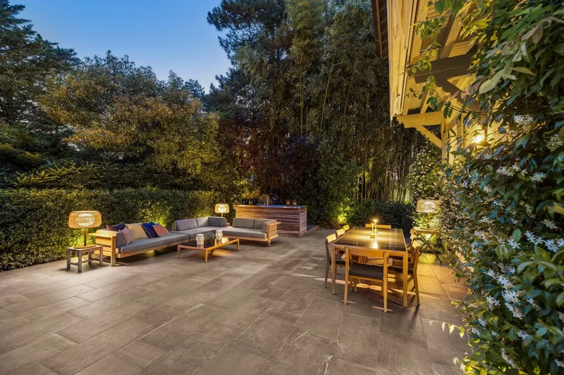 Maison / Villa 8 pièces à Collonge-Bellerive — 8