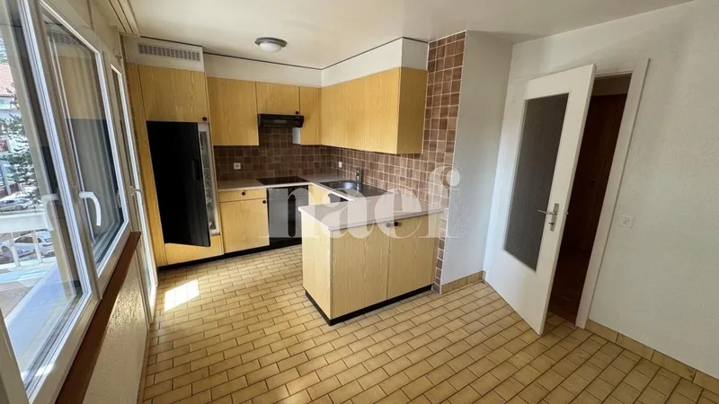 Apartment 4 rooms in Le Locle — photo 2