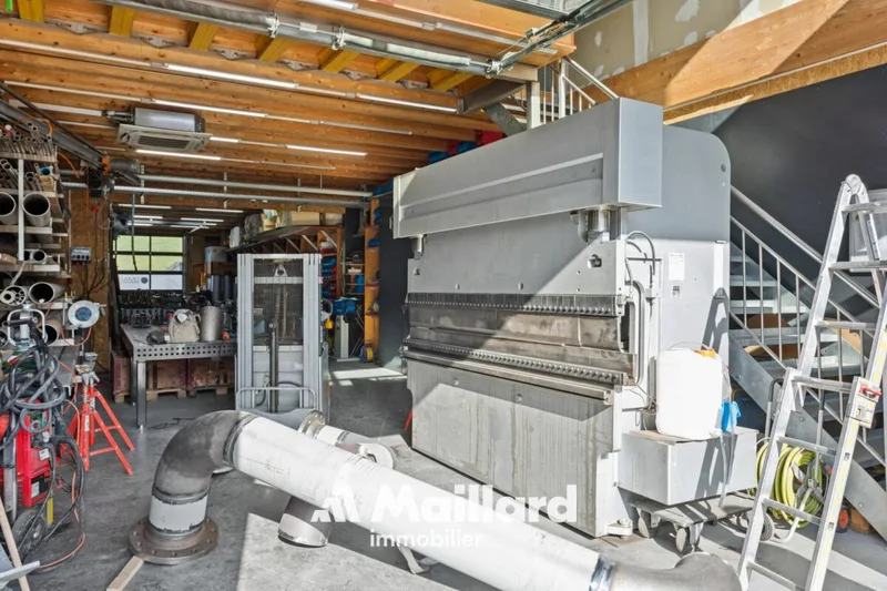 Commercial in Moudon — 14