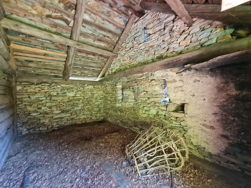 Maison / Villa 3 pièces à Serravalle — photo 4
