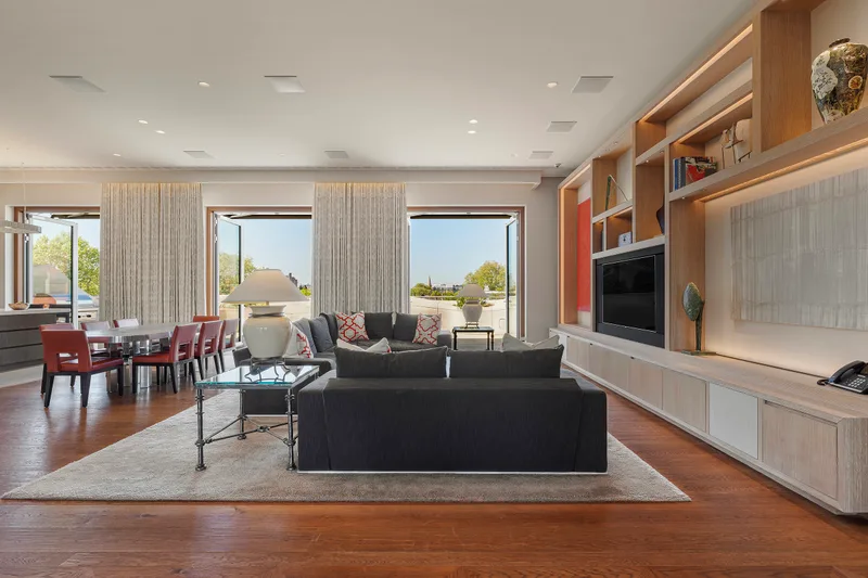 Apartment 6 rooms in Chelsea — photo 4