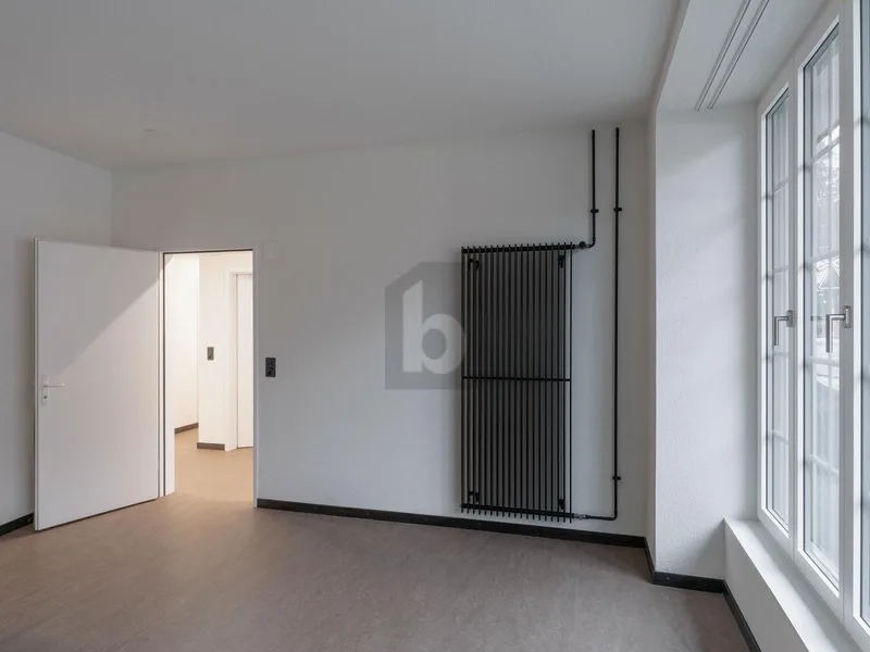 Gewerbe 4 Zimmer in Arth — photo 3