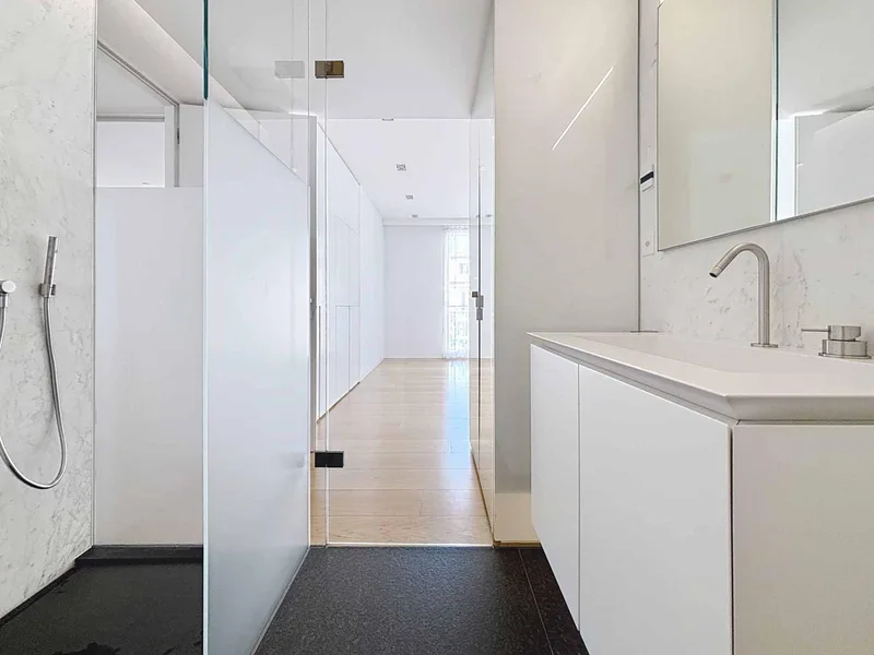 Appartement 4 pièces à rive droite — 9
