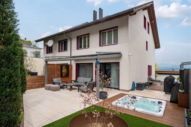 Maison / Villa 6.5 pièces à Galgenen — photo 2